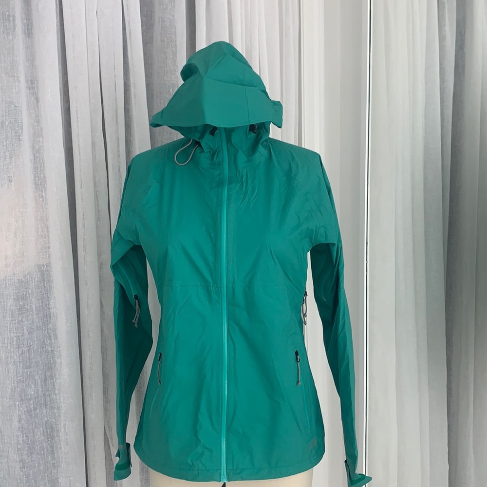 EASTERN MOUNTAIN SPORTS jacket